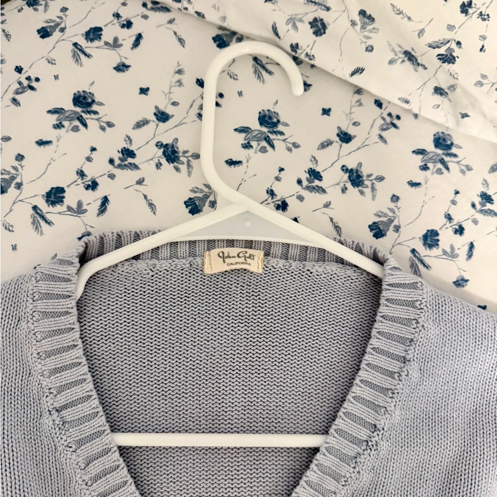 light blue brandy melville sweater - Picture 2 of 2
